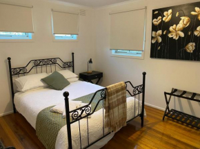 The Delightful Tee House - Kilmore